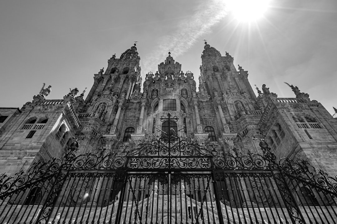Photo Quais são os mais importantes caminhos de Santiago de Compostela.